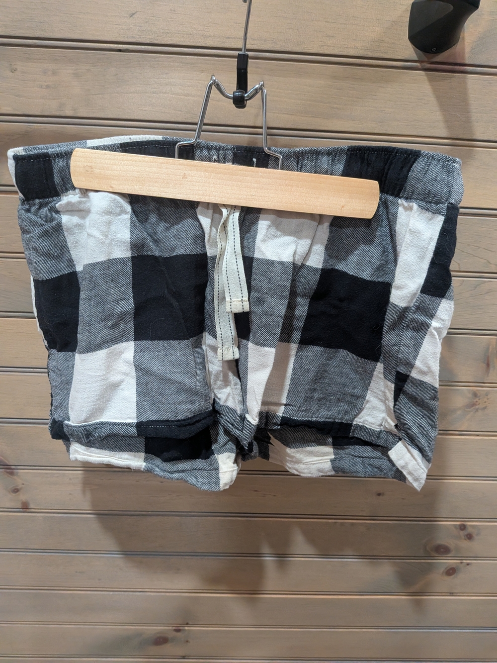 Old Navy Black & White Plaid Athletic Lounge Shorts